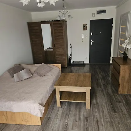 Komorniki - Osiedla Na Skraju Lasu Apartmán Komorniki (Dzialdowo)